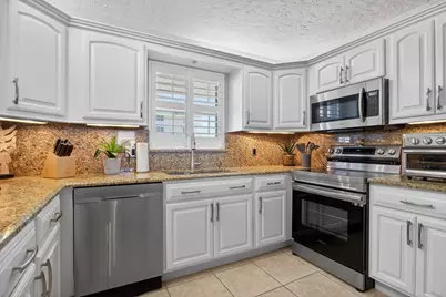 1050 Hillsboro Mile #704w, Hillsboro Beach, FL 33062 - Photo 9