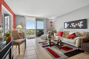 1050 Hillsboro Mile, Hillsboro Beach, FL 33062 - Photo 15