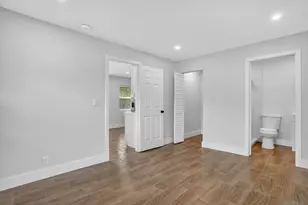 1851 NE 25th Ave, Pompano Beach, FL 33062 - Photo 11