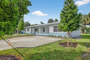 1851 NE 25th Ave, Pompano Beach, FL 33062 - Photo 3