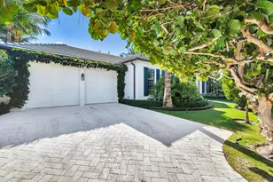 216 Sandpiper Dr, Palm Beach, FL 33480 - Photo 3