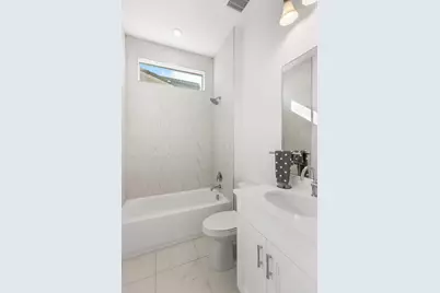 129 SE Strada Cervaro, Port Saint Lucie, FL 34952 - Photo 11