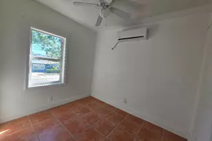 803 Selkirk St, West Palm Beach, FL 33405 - Photo 11