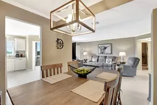 3951 Via Poinciana, Lake Worth, FL 33467 - Photo 3