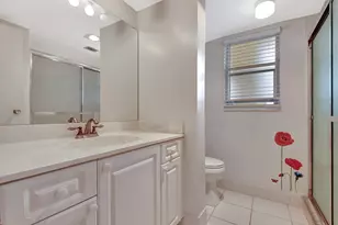 3951 Via Poinciana, Lake Worth, FL 33467 - Photo 15
