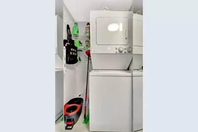 3951 Via Poinciana #415, Lake Worth, FL 33467 - Photo 21