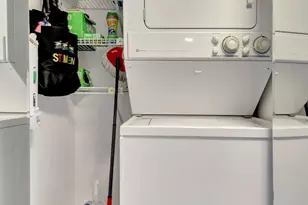 3951 Via Poinciana, Lake Worth, FL 33467 - Photo 21