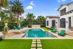 135 W Bears Club Dr, Jupiter, FL 33477 - Photo 1