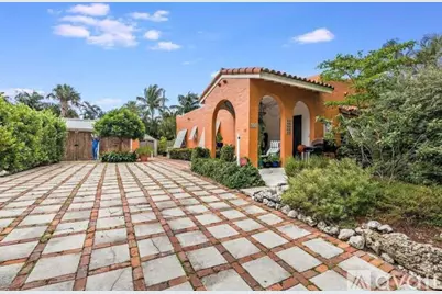 616 Claremore Drive, West Palm Beach, FL 33401 - Photo 3