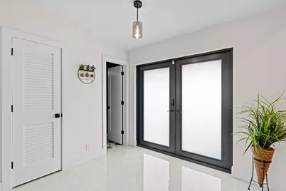 2327 SW 23rd Cranbrook Drive, Boynton Beach, FL 33436 - Photo 3