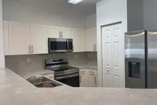 5024 SE Mariner Garden Cir, Stuart, FL 34997 - Photo 3