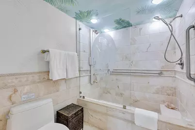1133 W Ocean Drive #17, Key Colony Beach, FL 33050 - Photo 23