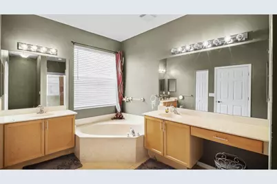 222 SW Manatee Springs Way, Port Saint Lucie, FL 34986 - Photo 19