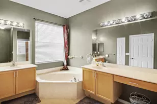 222 SW Manatee Springs Way, Port Saint Lucie, FL 34986 - Photo 19