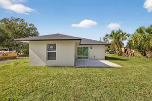 706 Dundas Ct, Fort Pierce, FL 34950 - Photo 23