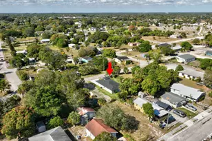 706 Dundas Ct, Fort Pierce, FL 34950 - Photo 33