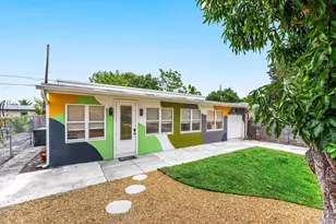 709 SW 9th Ct, Delray Beach, FL 33444 - Photo 3