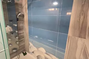 1105 Lake Shore Dr, Lake Park, FL 33403 - Photo 17