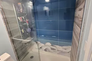 1105 Lake Shore Dr, Lake Park, FL 33403 - Photo 9