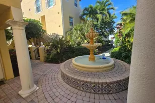 1105 Lake Shore Dr, Lake Park, FL 33403 - Photo 21