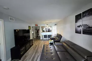 1105 Lake Shore Dr, Lake Park, FL 33403 - Photo 3