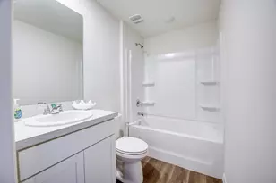 573 SW Bayshore Blvd, Port Saint Lucie, FL 34984 - Photo 27