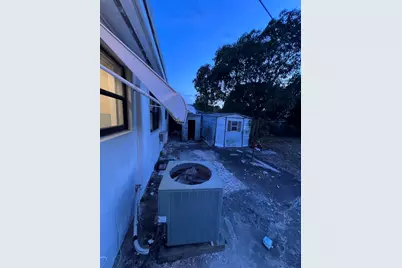 911 S B Street, Lake Worth Beach, FL 33460 - Photo 13