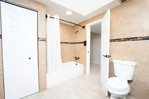 4751 S Indian River Dr, Fort Pierce, FL 34982 - Photo 25