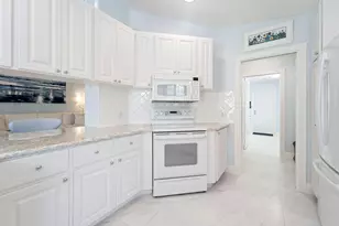 8544 SE Retreat Dr, Hobe Sound, FL 33455 - Photo 15