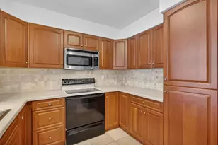 2631 NE Myrtle St, Jensen Beach, FL 34957 - Photo 7