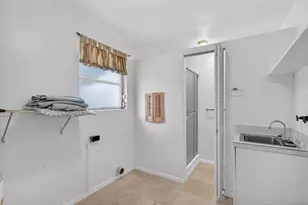 2631 NE Myrtle St, Jensen Beach, FL 34957 - Photo 9