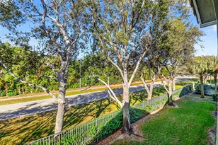 3134 Grandiflora Dr, Greenacres, FL 33467 - Photo 39