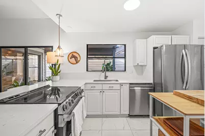 2566 Bedford Mews Drive, Wellington, FL 33414 - Photo 13