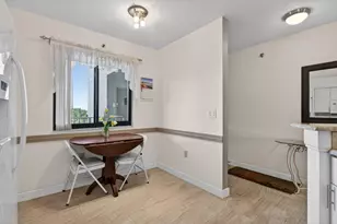 2240 N Cypress Bend Dr, Pompano Beach, FL 33069 - Photo 9