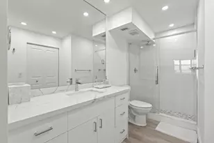 5440 N Ocean Dr, Singer Island, FL 33404 - Photo 27