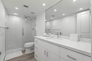 5440 N Ocean Dr, Singer Island, FL 33404 - Photo 23