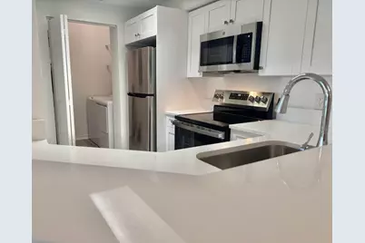 2725 Anzio Court #304, Palm Beach Gardens, FL 33410 - Photo 11