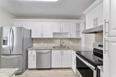 4381 Trevi Court #305, Lake Worth, FL 33467 - Photo 7