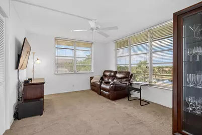 3960 Oaks Clubhouse Drive #512, Pompano Beach, FL 33069 - Photo 33