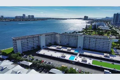 801 Lake Shore Drive #405, Lake Park, FL 33403 - Photo 19