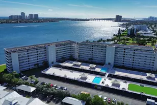 801 Lake Shore Dr, Lake Park, FL 33403 - Photo 19