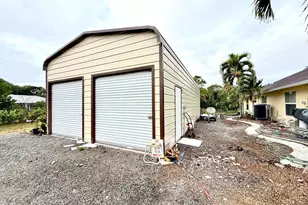 7775 120th Ave N, The Acreage, FL 33412 - Photo 23