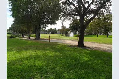 681 S Hollybrook Drive #105, Pembroke Pines, FL 33025 - Photo 29