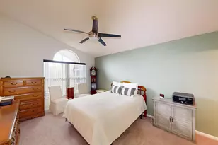 1184 NW Lombardy Dr, Port Saint Lucie, FL 34986 - Photo 9