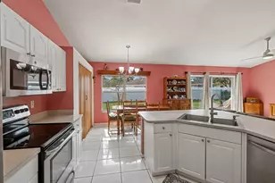 249 Monterey Way, Royal Palm Beach, FL 33411 - Photo 13