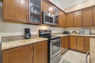 3673 Historic Ln, West Palm Beach, FL 33401 - Photo 7