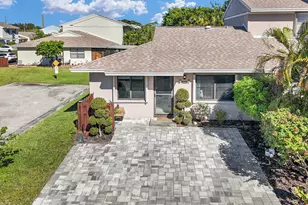 5347 Tennis Ln, Delray Beach, FL 33484 - Photo 1