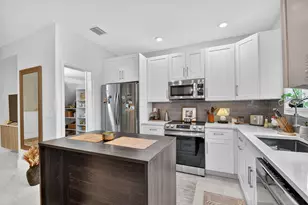 1814 Sonrisa St, Riviera Beach, FL 33404 - Photo 11