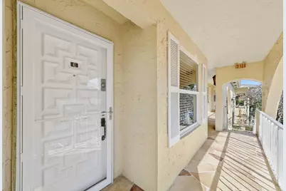 13757 Flora Place #E, Delray Beach, FL 33484 - Photo 3