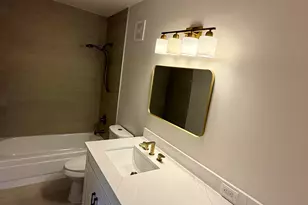 19 Amherst Ct, Royal Palm Beach, FL 33411 - Photo 13